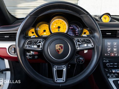 Used 2017 Porsche 911 Turbo S image 27