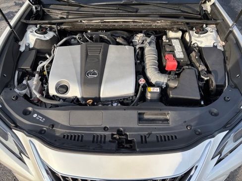 Used 2024 Lexus ES 350 w/ Premium Package image 27