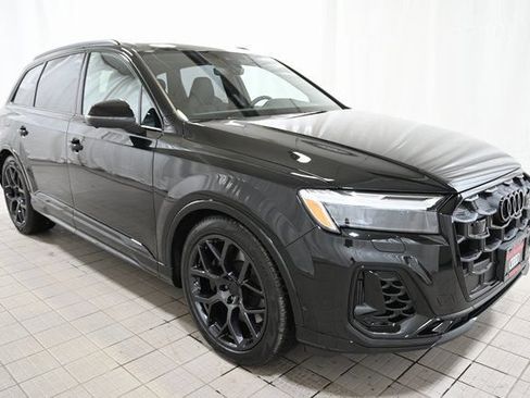 New 2026 Audi SQ7 Premium Plus AWD/4WD image 16