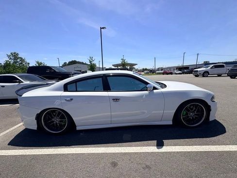 Used 2020 Dodge Charger Scat Pack RWD image 6