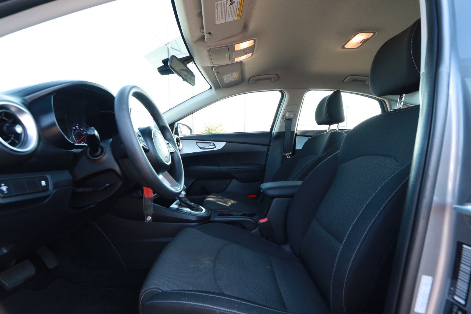 Used 2024 Kia Forte LXS FWD image 17