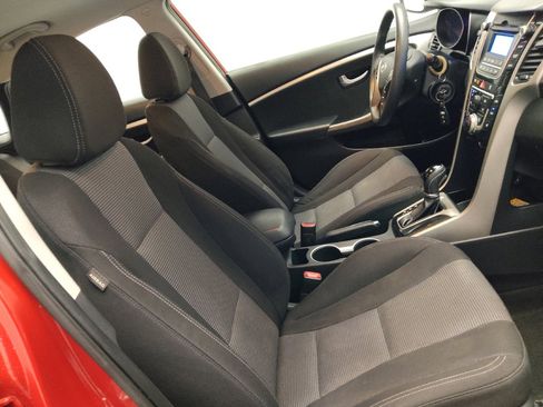 Used 2016 Hyundai Elantra GT FWD image 21