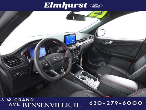 Used 2025 Ford Escape ST-Line w/ Equipment Group 301A image 13