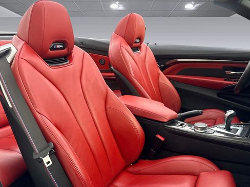 Used 2020 BMW M4 Convertible w/ Competition Package image 31