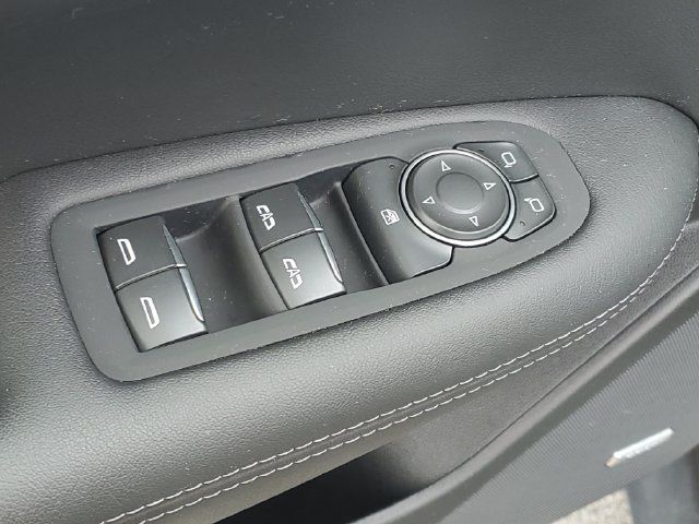 Used 2025 Cadillac XT5 Luxury w/ LPO, Floor Liner Package AWD/4WD image 11