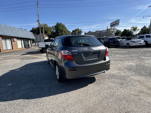 Used 2009 Toyota Matrix Base 4dr Wagon 4A image 22