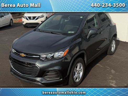 Used 2019 Chevrolet Trax LS w/ Tint and Cruise Package image 1
