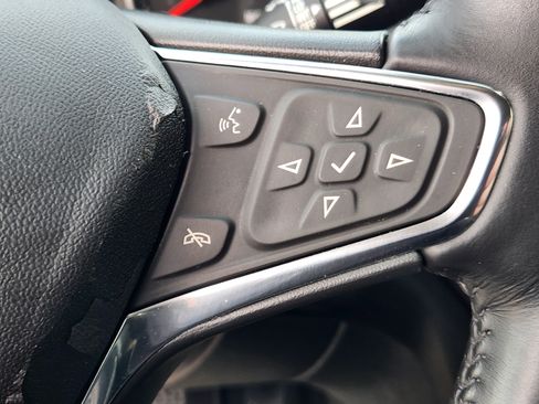 Used 2020 Chevrolet Equinox Premier image 29