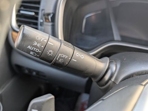 Used 2022 Honda CR-V Touring image 20