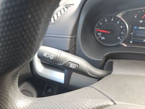 Used 2023 GMC Terrain SLE w/ Driver Convenience Package image 28