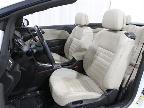 Used 2019 Buick Cascada Premium image 6