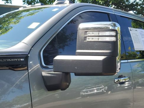 Certified 2025 GMC Sierra 2500 Denali Ultimate AWD/4WD image 12