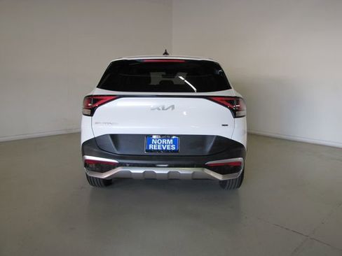 Used 2023 Kia Sportage LX AWD/4WD image 23