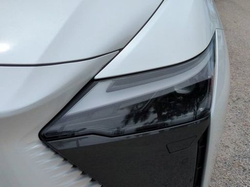 Used 2024 Lexus RZ 300e Premium w/ Accessory Package (2T) FWD image 10
