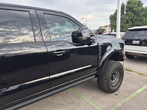 Used 2023 Ford F250 Lariat w/ Lariat Ultimate Package AWD/4WD image 15