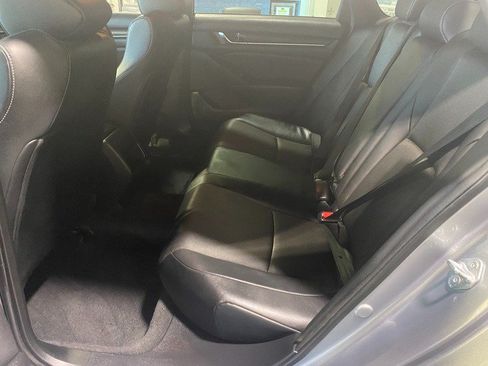 Used 2022 Honda Accord Sport image 14