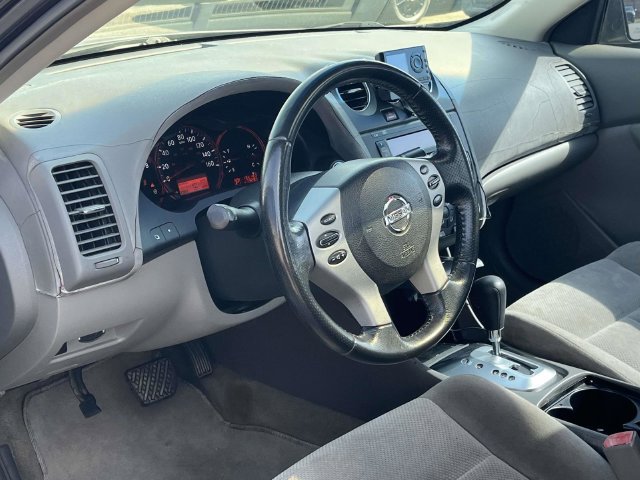 Used 2007 Nissan Altima 2.5 S w/ Convenience Plus Pkg FWD image 12