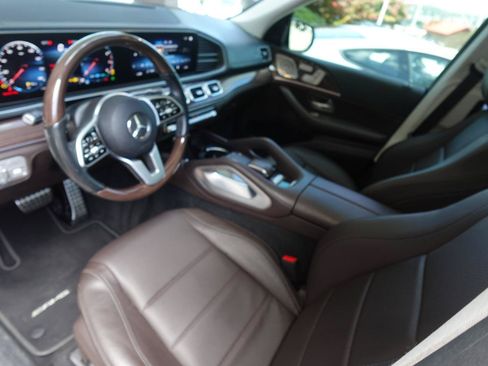 Used 2022 Mercedes-Benz GLS 450 4MATIC image 14
