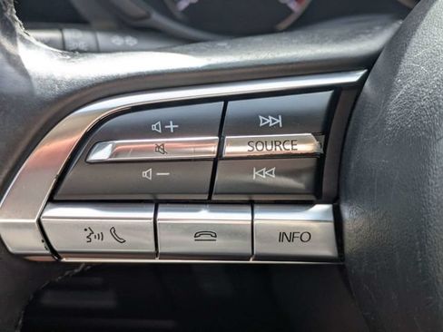 Used 2019 MAZDA MAZDA3 Sedan FWD image 21
