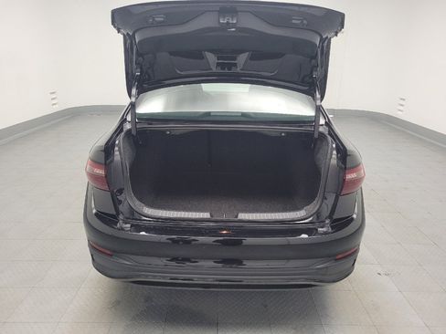 Used 2025 Volkswagen Jetta Sport image 29