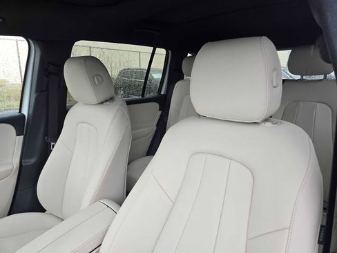 New 2026 Mercedes-Benz GLB 250 image 23