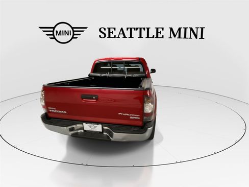 Used 2011 Toyota Tacoma PreRunner image 10