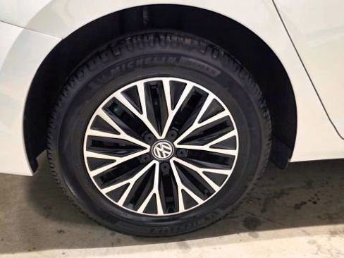 Used 2019 Volkswagen Jetta R-Line image 53