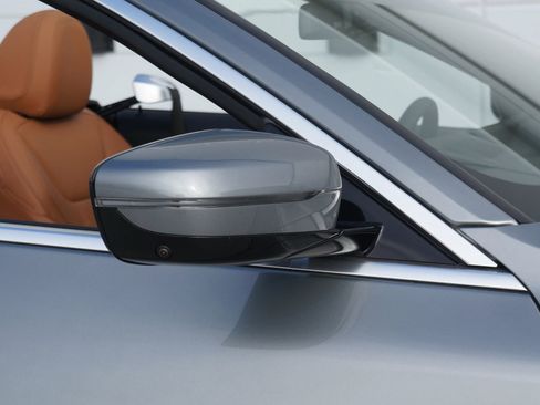 Used 2024 BMW 430i Convertible w/ Premium Package image 24