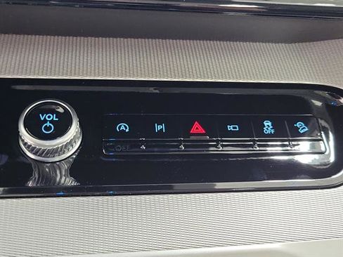New 2026 Ford Expedition Active AWD/4WD image 34