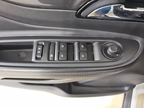 Used 2019 Buick Encore Preferred FWD image 32