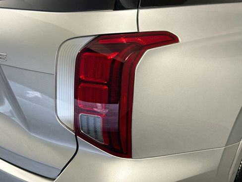 Used 2024 Hyundai Palisade Calligraphy FWD image 34