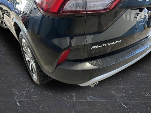 Certified 2023 Ford Escape Platinum image 34