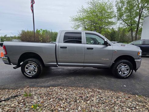 Used 2022 RAM 3500 Tradesman w/ Chrome Appearance Group AWD/4WD image 7