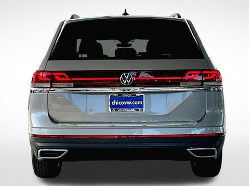 New 2026 Volkswagen Atlas SE image 3