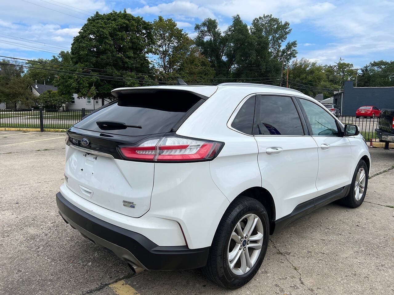 Used 2020 Ford Edge SEL w/ Convenience Package AWD/4WD image 6