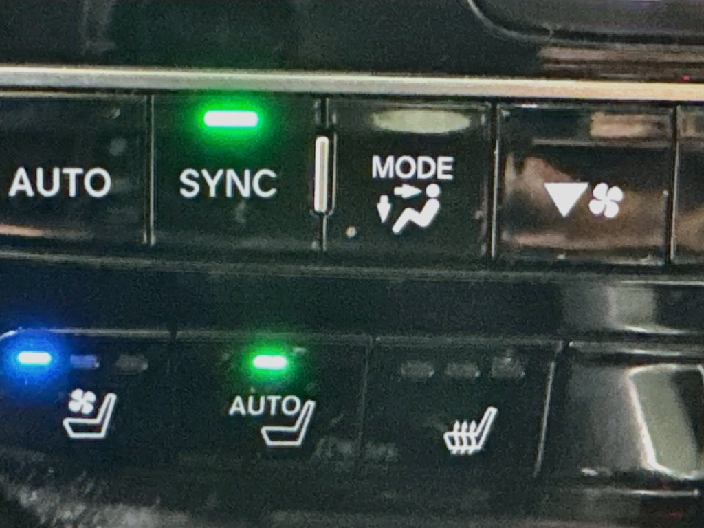 Used 2022 Acura MDX w/ Advance Package AWD/4WD image 24