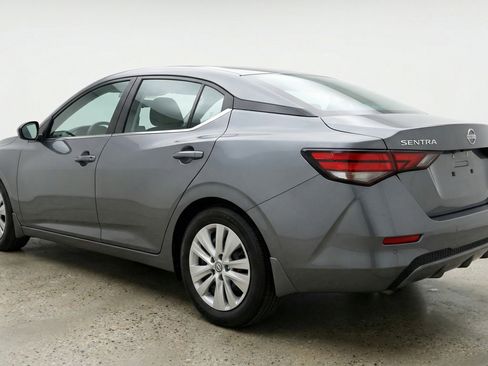 Used 2025 Nissan Sentra S FWD image 6