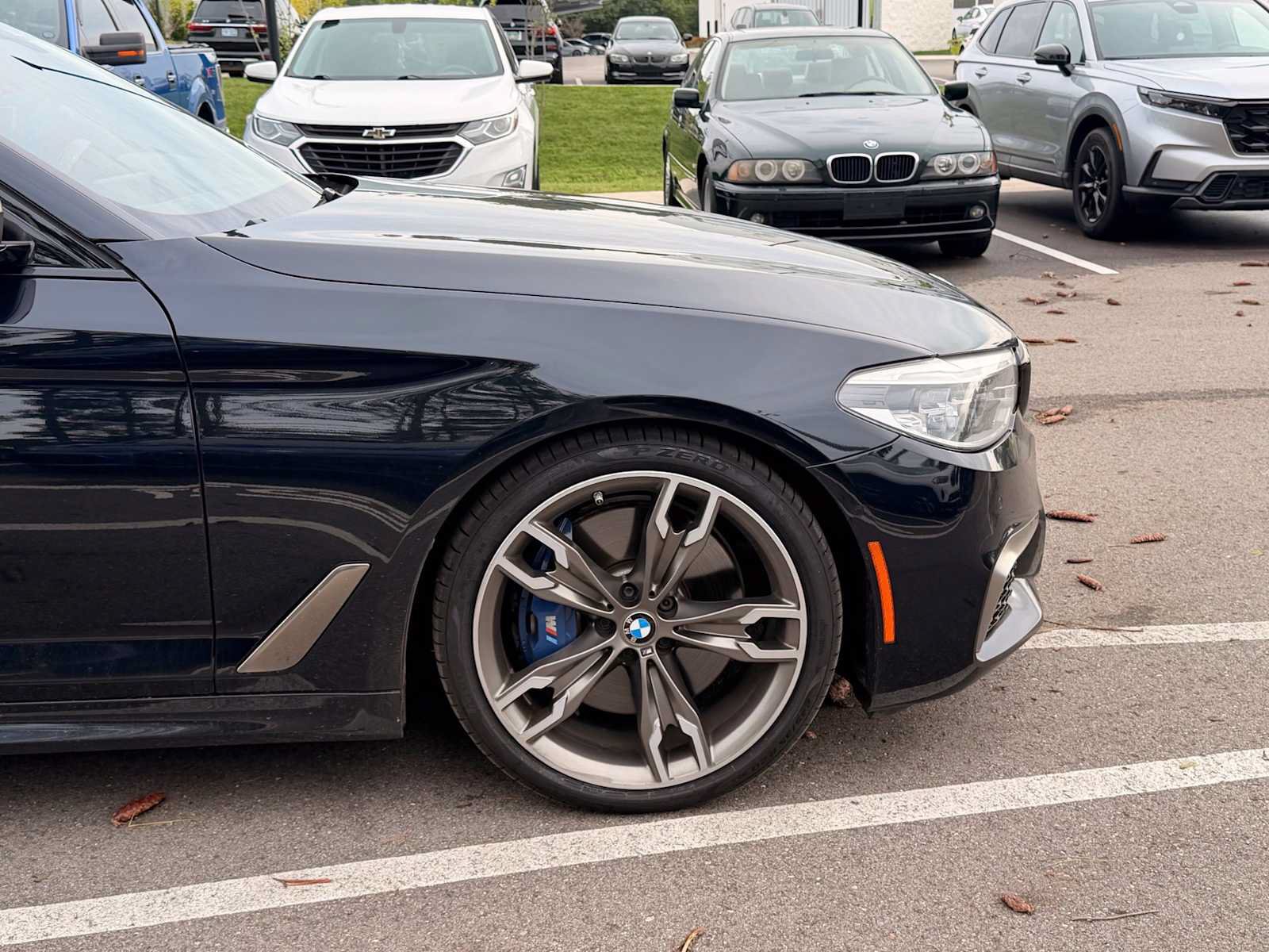 Used 2020 BMW M550i xDrive w/ Dynamic Handling Package AWD/4WD image 12