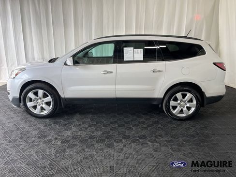 Used 2016 Chevrolet Traverse LT w/ Traveler's Package FWD image 26