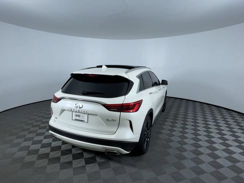 Used 2021 INFINITI QX50 Luxe w/ Appearance Package AWD/4WD image 8