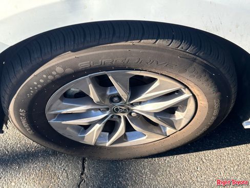 Certified 2021 Toyota Sienna LE FWD image 8