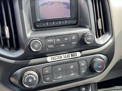 Used 2016 Chevrolet Colorado W/T w/ WT Convenience Package AWD/4WD image 9