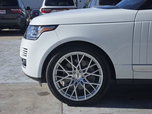 Used 2016 Land Rover Range Rover Supercharged image 8