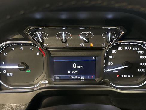 Used 2022 GMC Sierra 2500 SLE image 26