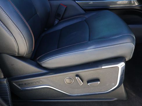 Used 2022 Ford F150 Lariat w/ Equipment Group 502A High image 21