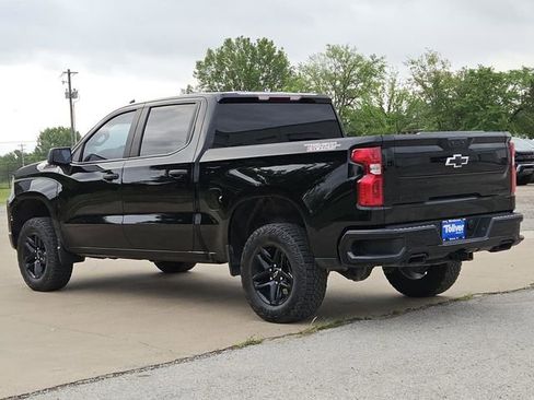 Used 2024 Chevrolet Silverado 1500 Custom Trail Boss w/ LPO, Dark Essentials Package AWD/4WD image 8