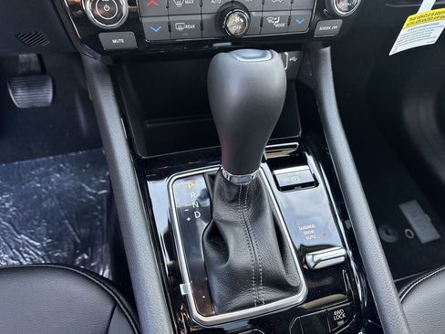 New 2026 Jeep Compass Latitude w/ Sun and Sound Group image 29