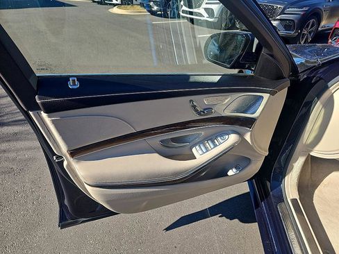 Used 2015 Mercedes-Benz S 550 4MATIC Sedan image 11