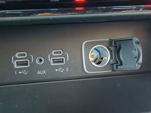 Used 2022 Jeep Grand Cherokee Summit w/ Advanced Protech Group IV image 27