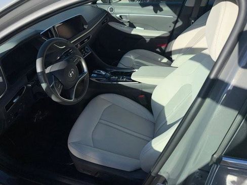 Used 2023 Hyundai Sonata SEL w/ Convenience Package image 3